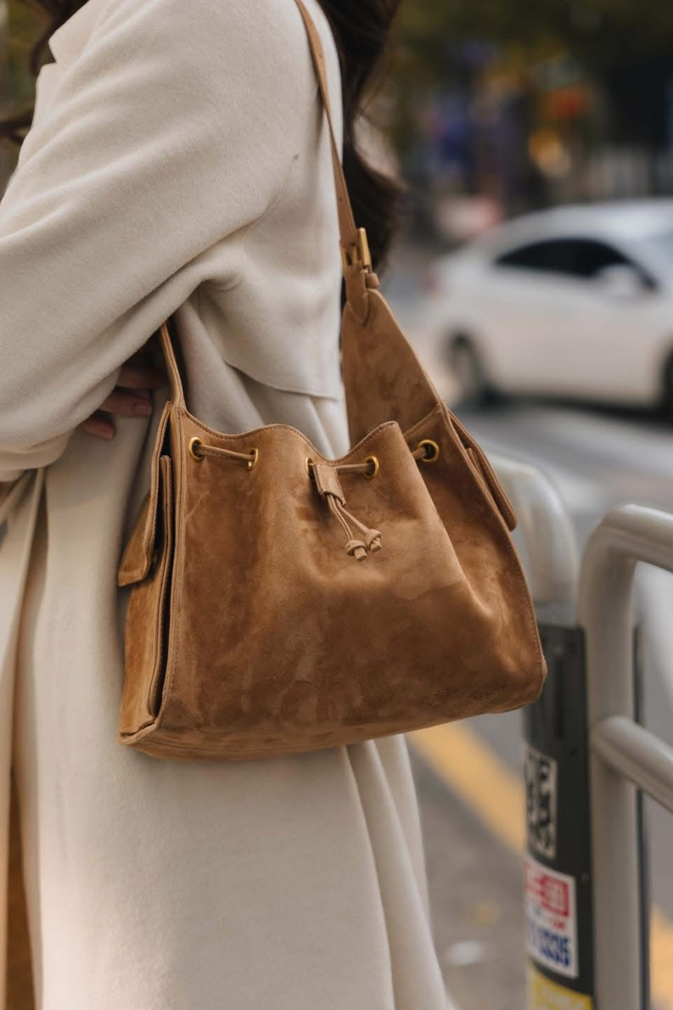 Yumi Bond - Suede PU