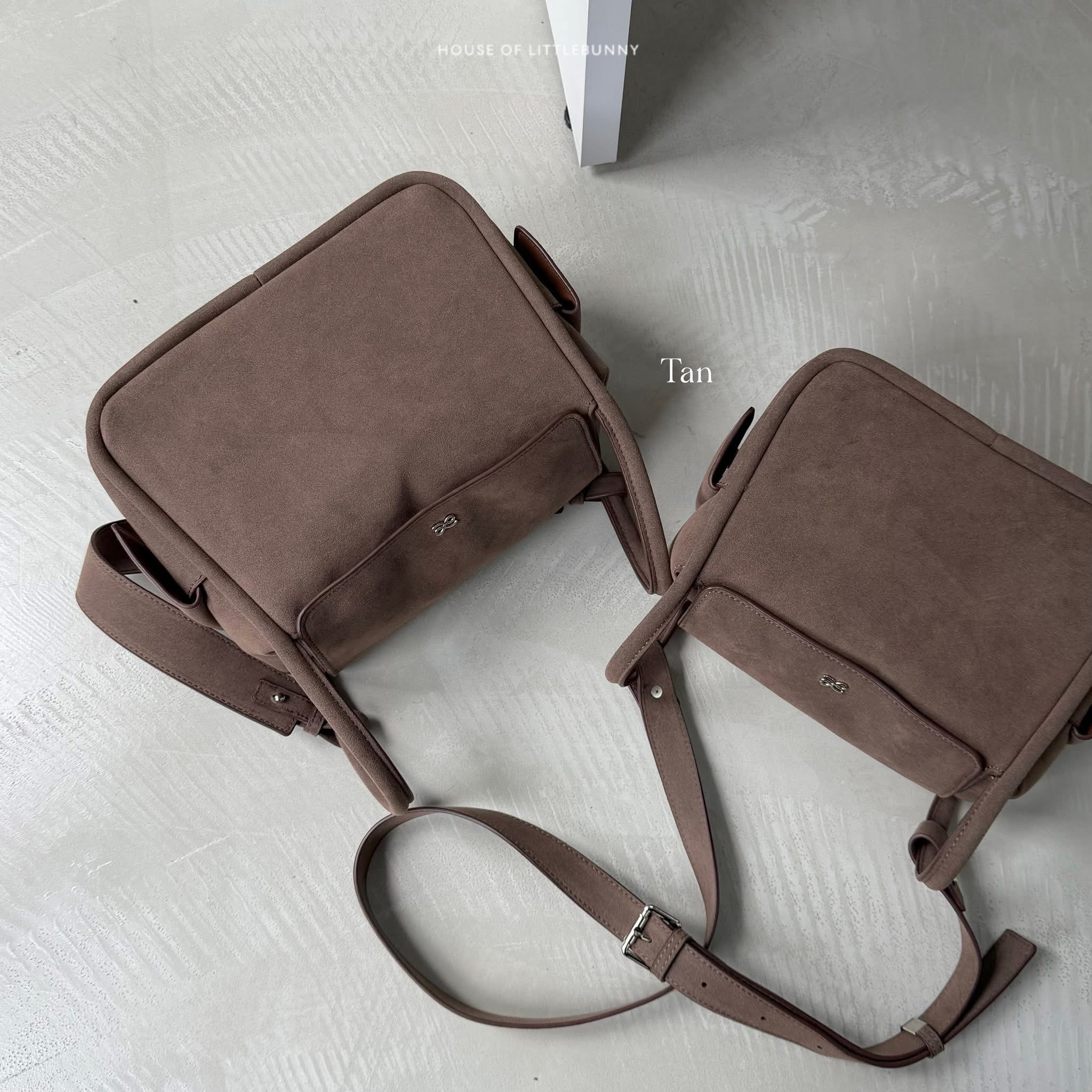 Treasure de reve 22 - Suede PU