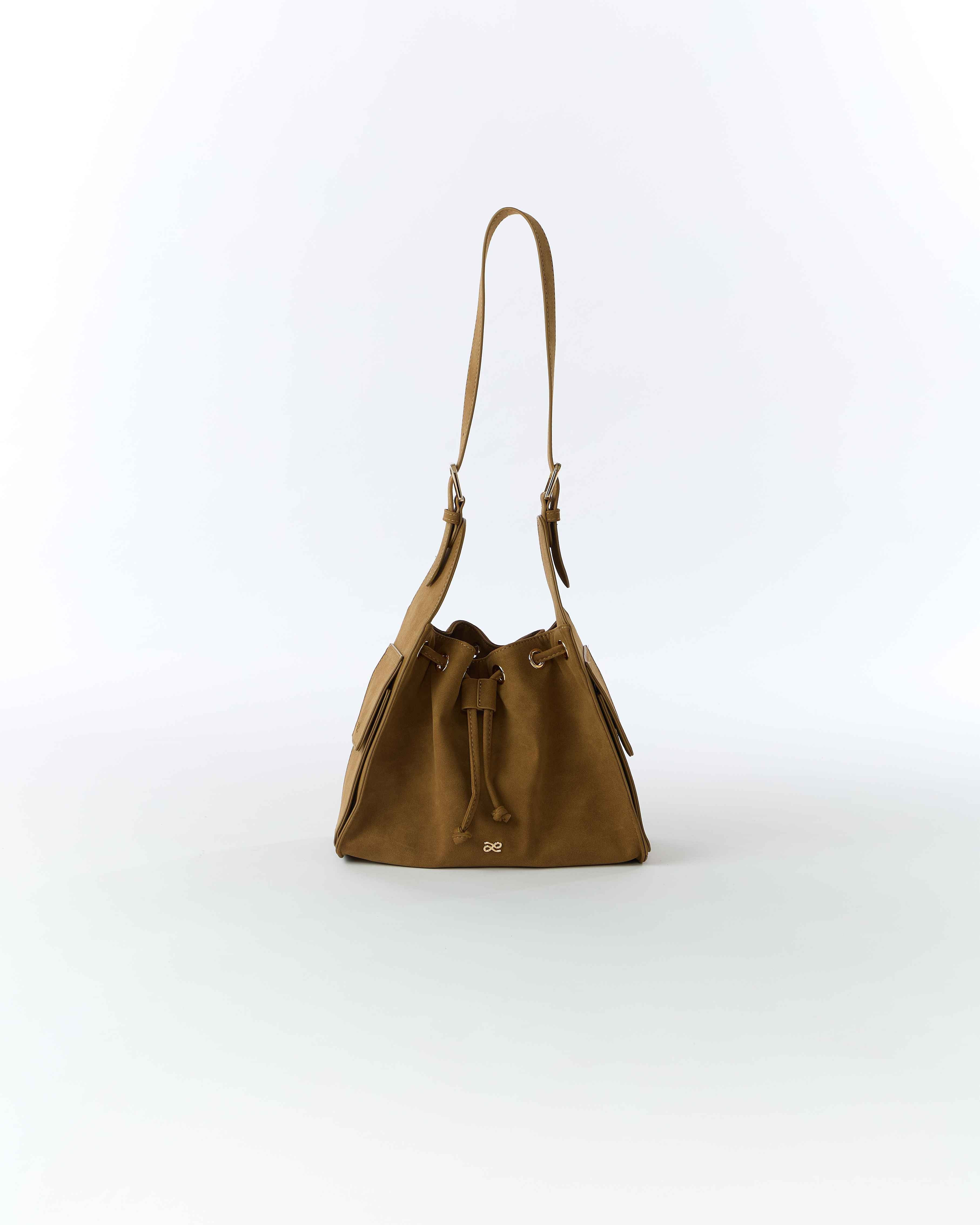 Yumi Bond - Suede PU