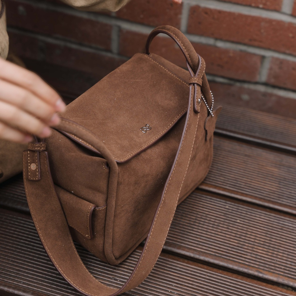 Treasure de reve 24 - Suede PU